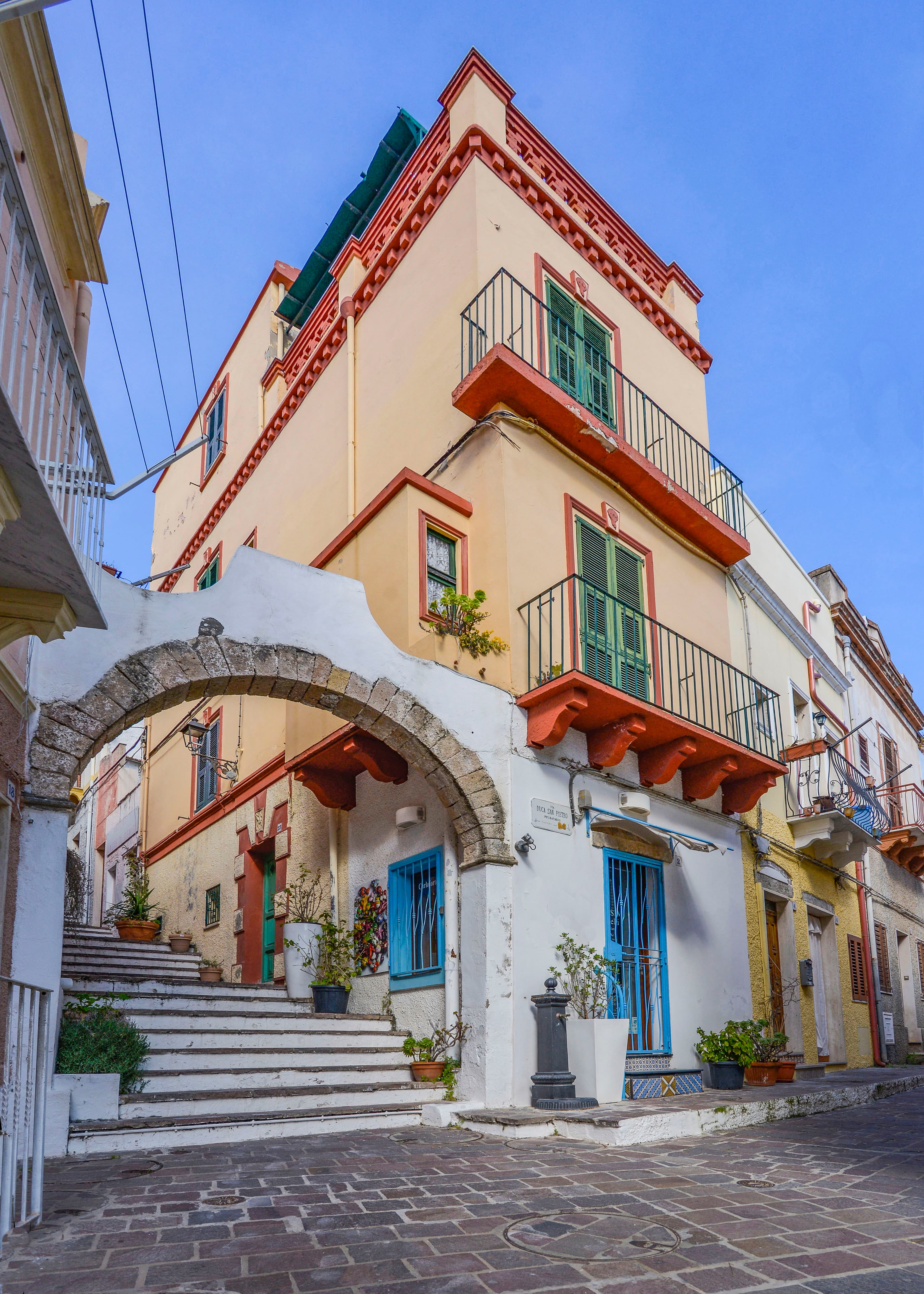 arco di via solferino "archióttu"